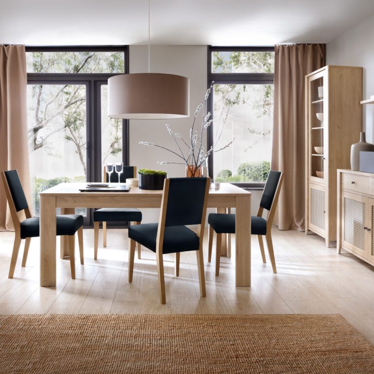 Cestino dining room scene