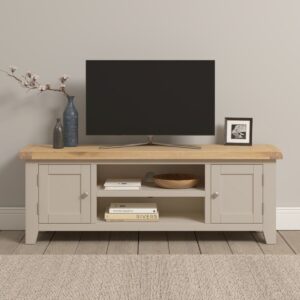 Windsor Straight TV Unit – Putty and Oak